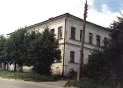 Здание бывшей профтехшколы